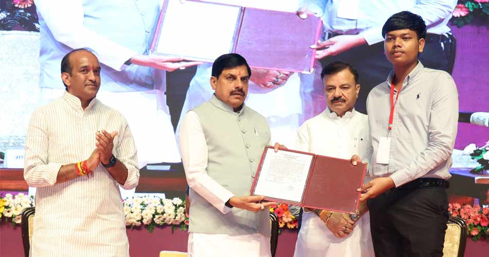 प्रदेश में बनाए जाएंगे सांदीपनि स्कूलों के 400 नए भवन : मुख्यमंत्री डॉ. यादव